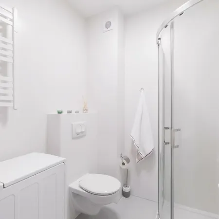 Raval - Pure Silver Apartamento Rewal